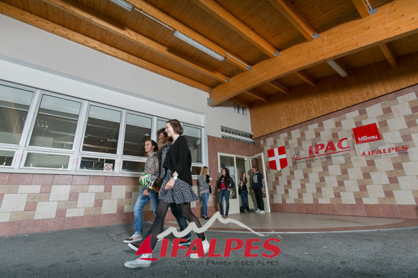 Institut Francais des Alpes (IFALPES)